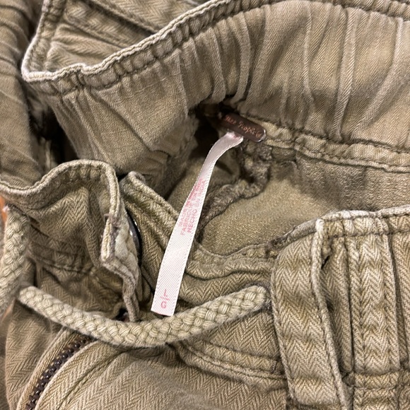 Free Peoplele tahiti cargo pant - Picture 5 of 7